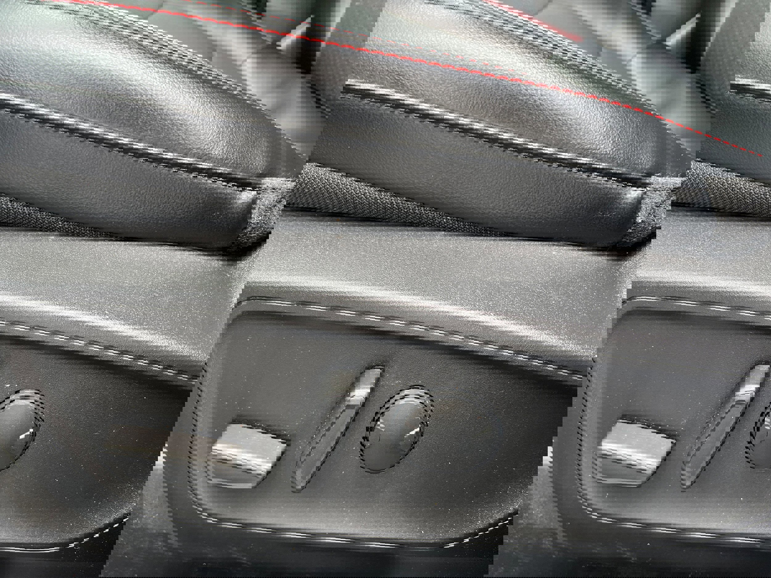 Certified 2023 Ford Escape ST-Line w/ Tech Pack #1 image 11