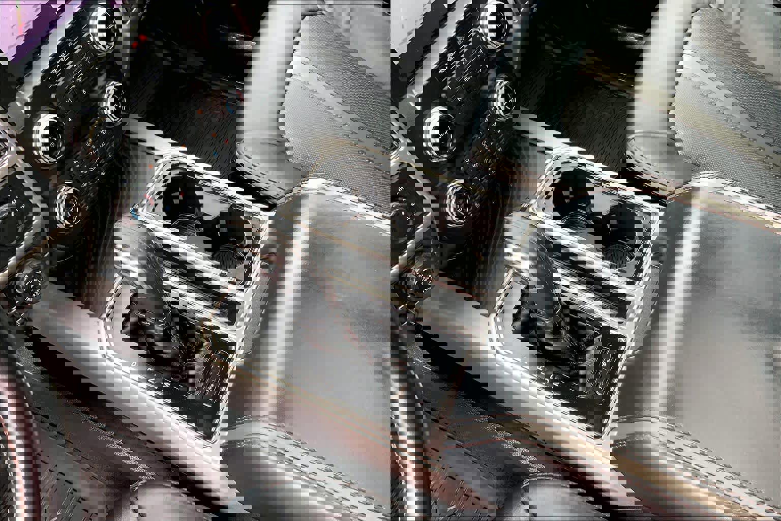 Certified 2019 Ford F150 Platinum w/ Equipment Group 701A Luxury AWD/4WD image 15