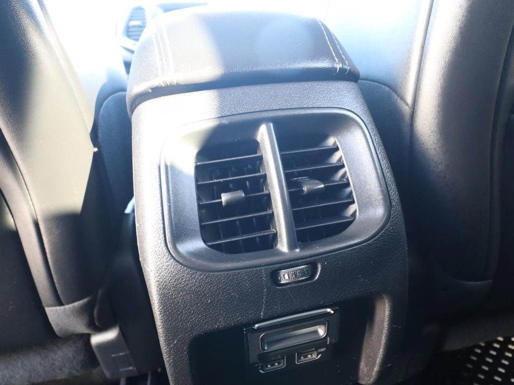 Used 2020 Jeep Cherokee Latitude Plus w/ Cold Weather Group image 15