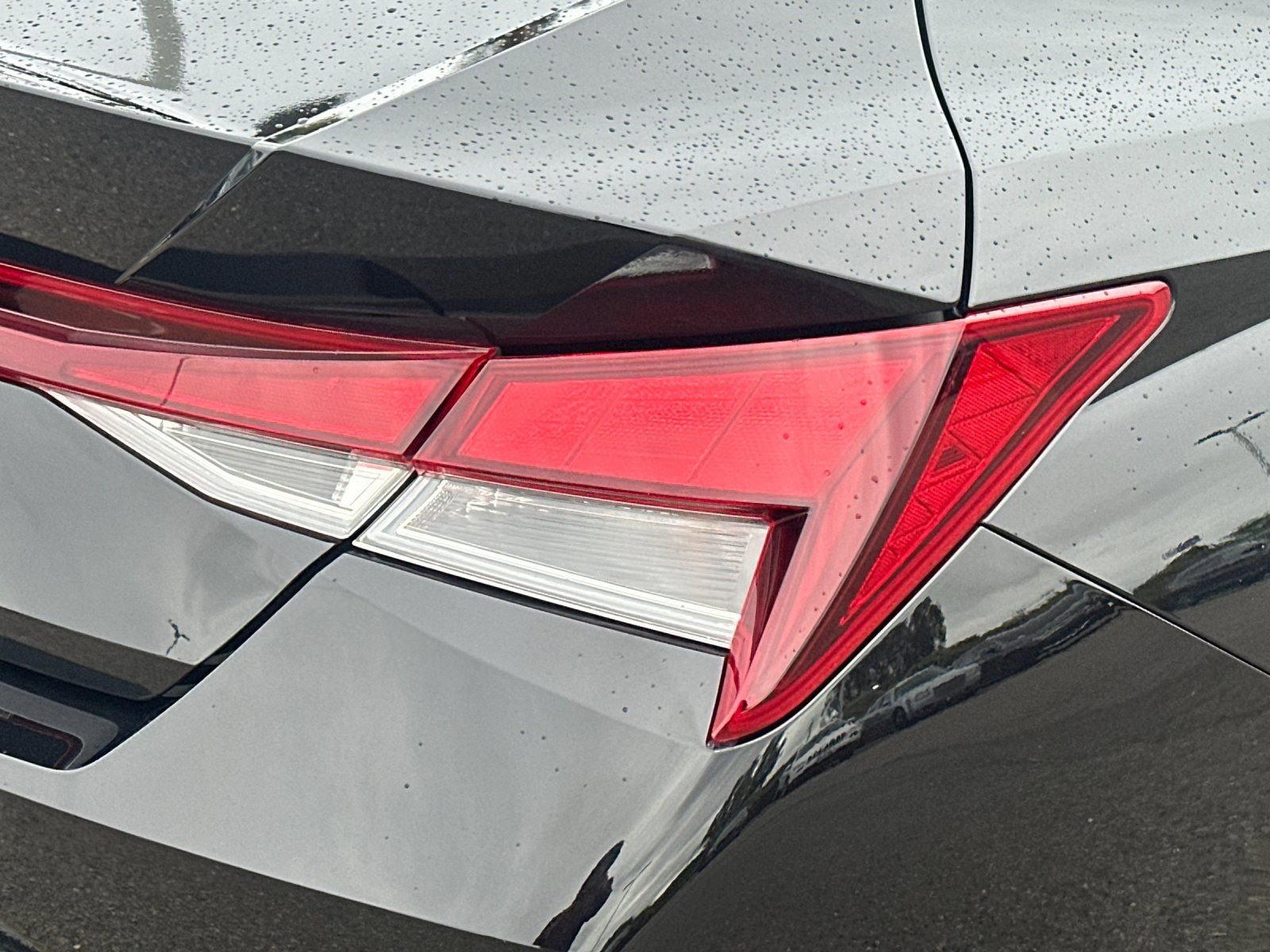 Used 2023 Hyundai Elantra SEL image 24