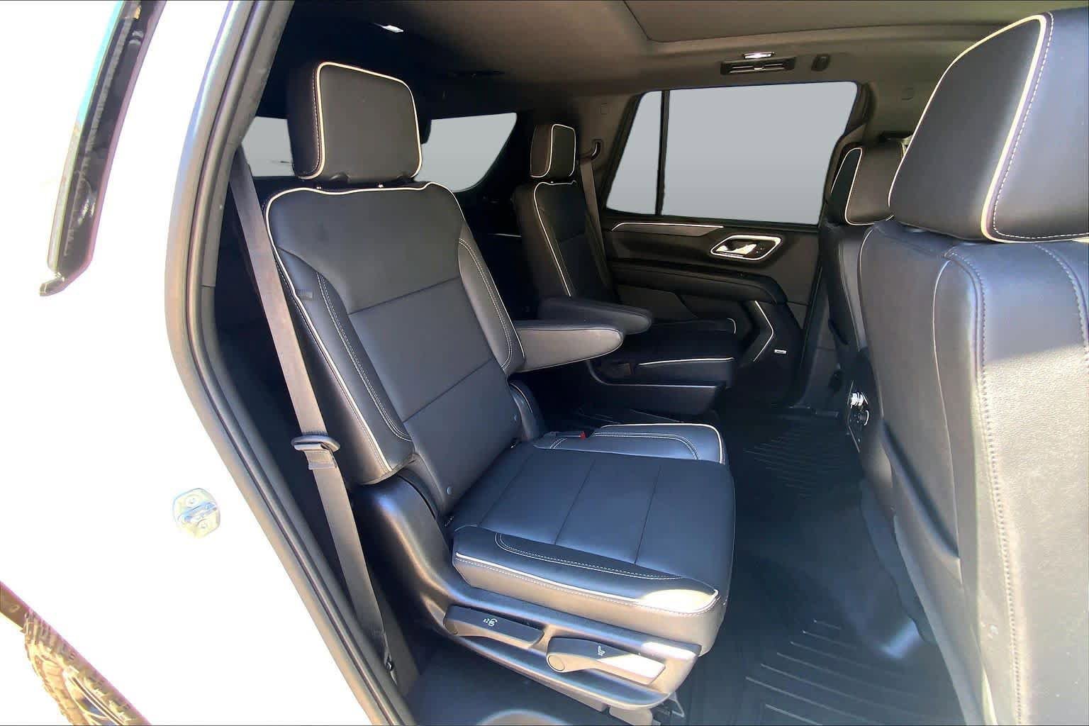 Used 2023 GMC Yukon SLT AWD/4WD image 20