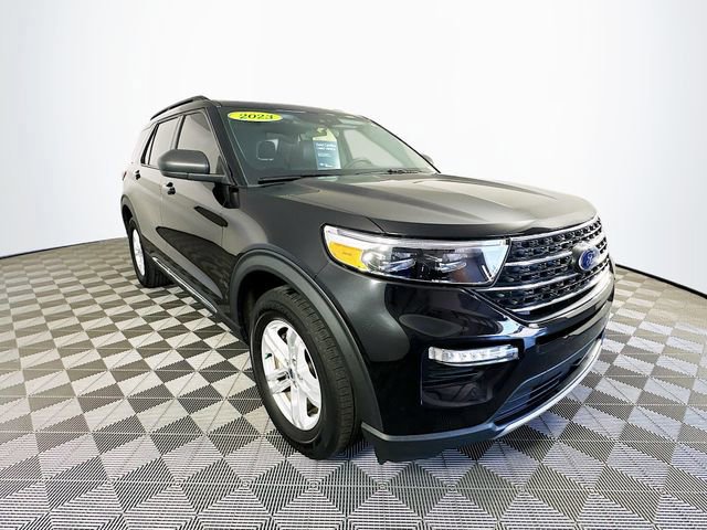 Certified 2023 Ford Explorer XLT w/ Equipment Group 202A image 8