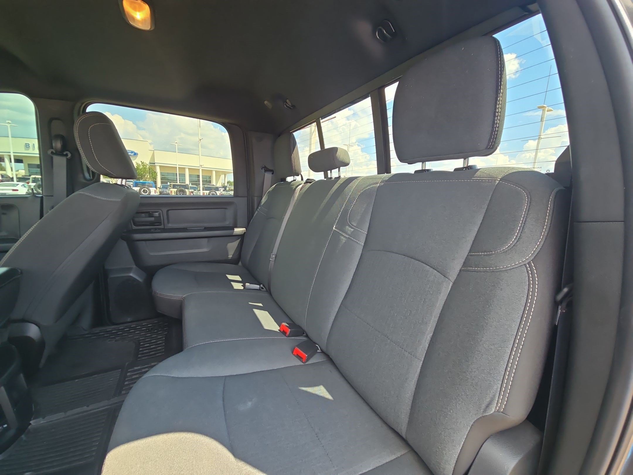 Used 2024 RAM 2500 Tradesman w/ Chrome Appearance Group AWD/4WD image 24