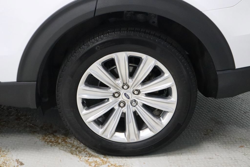 Certified 2021 Ford Explorer Limited w/ Equipment Group 301A image 20