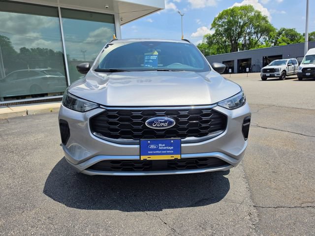 Certified 2024 Ford Escape ST-Line w/ Tech Pack #1 AWD/4WD image 11