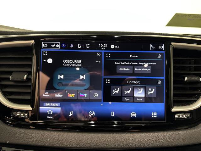 Used 2024 Chrysler Pacifica Touring-L FWD image 25