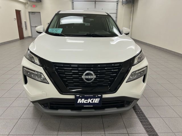 Used 2022 Nissan Rogue SV AWD/4WD image 4