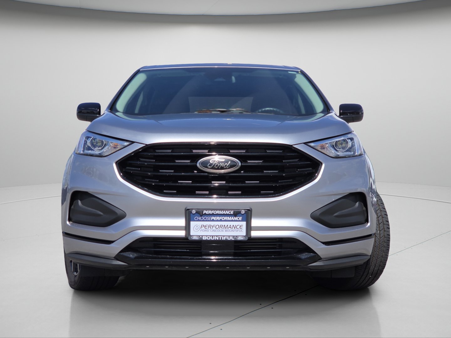 Certified 2022 Ford Edge SE w/ Black Appearance Package AWD/4WD image 3