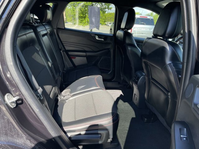 Certified 2023 Ford Escape ST-Line Select w/ Tech Pack #2 AWD/4WD image 13