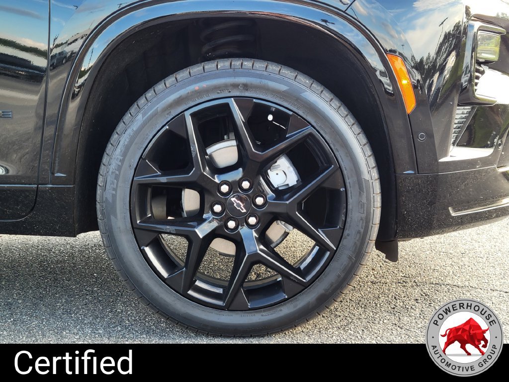 Used 2024 Chevrolet Traverse RS AWD/4WD image 12