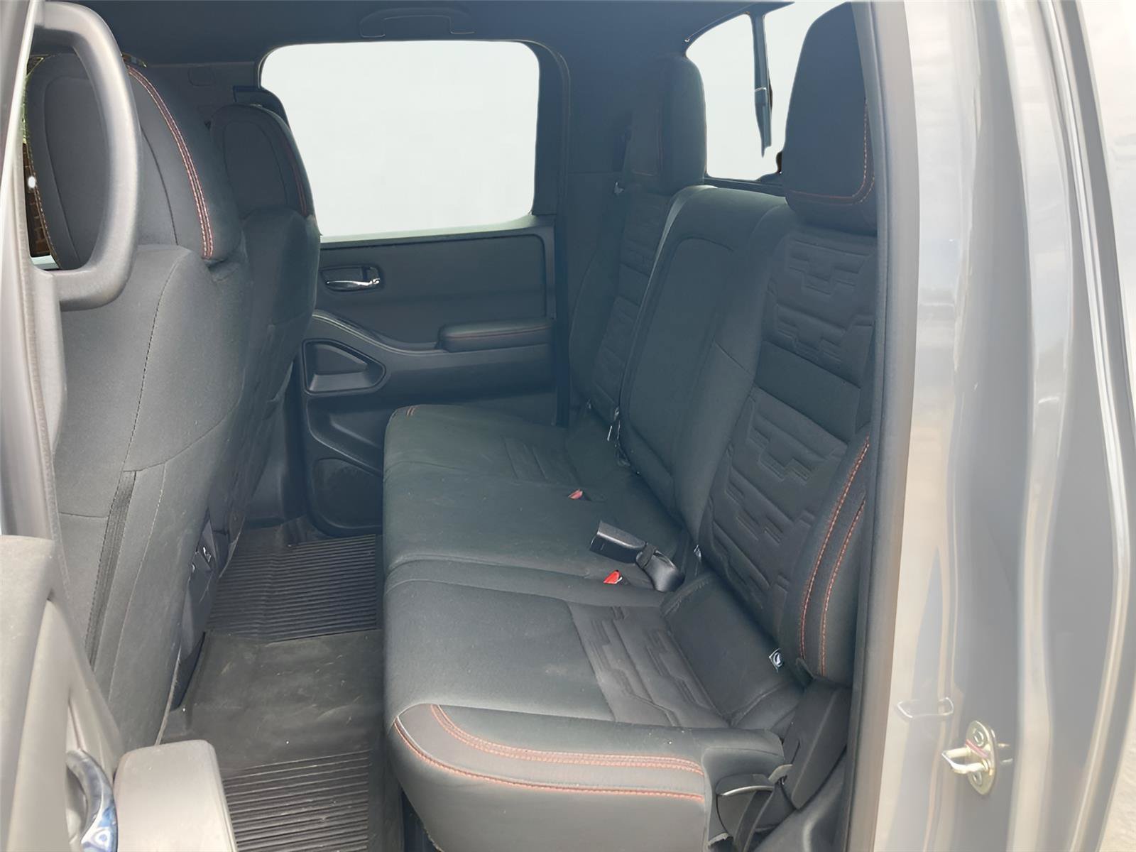 Used 2023 Nissan Frontier PRO-4X w/ Pro Convenience Package AWD/4WD image 12