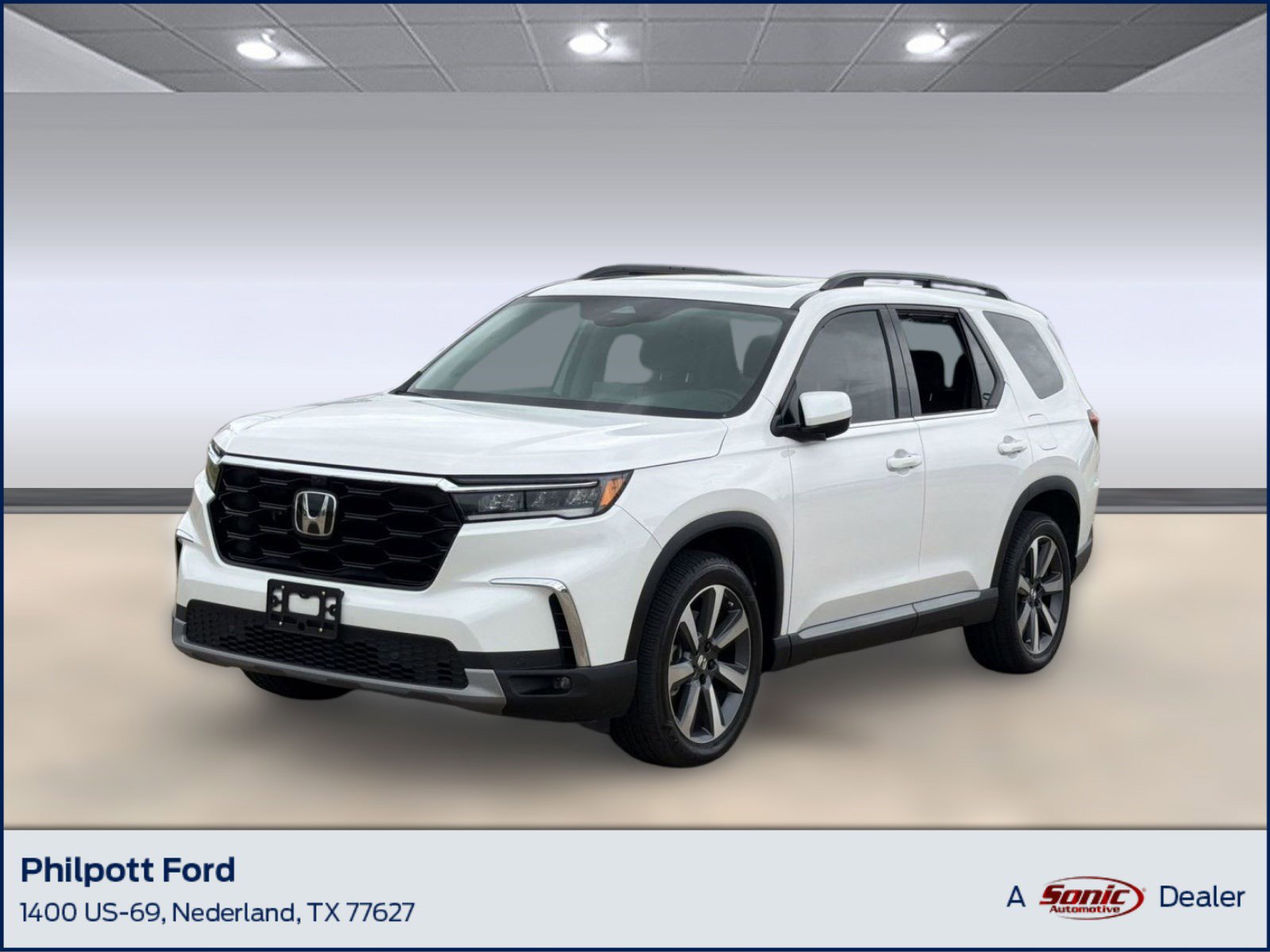 Used 2025 Honda Pilot Elite image 1