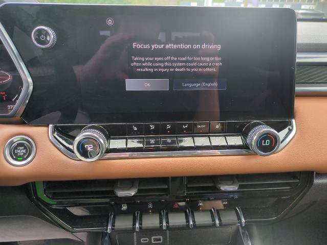 Used 2024 GMC Canyon AT4 w/ Technology Package AWD/4WD image 18