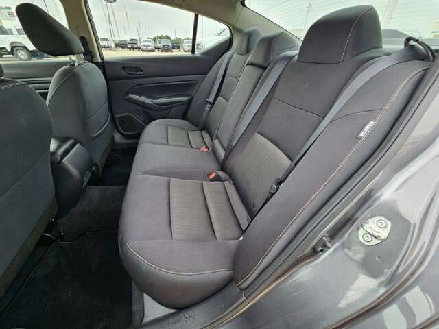 Used 2025 Nissan Altima 2.5 SV FWD image 24