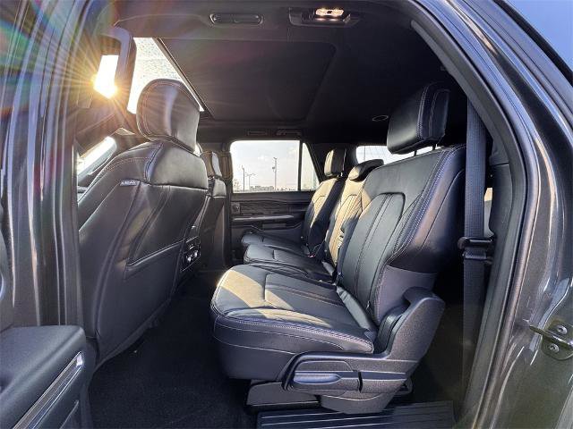 Certified 2023 Ford Expedition Max Platinum image 15