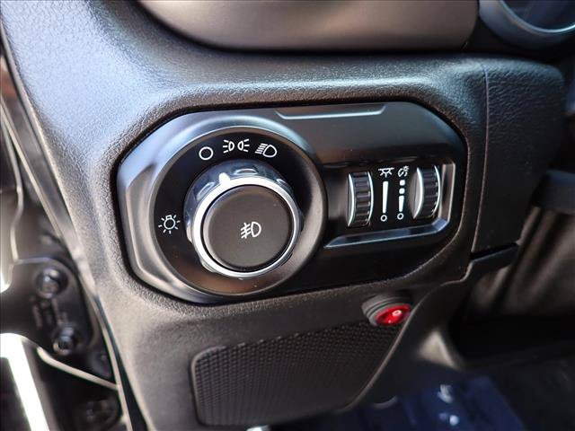 Used 2018 Jeep Wrangler Unlimited Sport AWD/4WD image 11