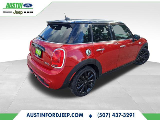 Used 2017 MINI Cooper S image 4