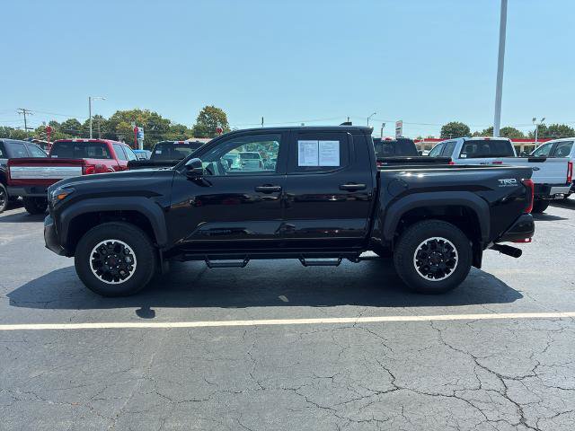 Used 2024 Toyota Tacoma TRD Off-Road w/ TRD Off Road Premium Package AWD/4WD image 8