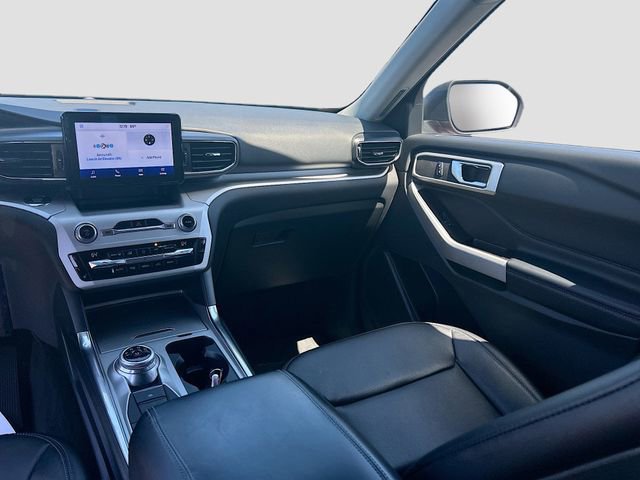 Certified 2020 Ford Explorer XLT w/ Equipment Group 202A AWD/4WD image 23