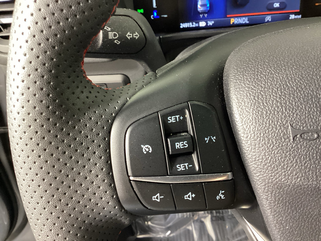 Certified 2023 Ford Escape ST-Line AWD/4WD image 24