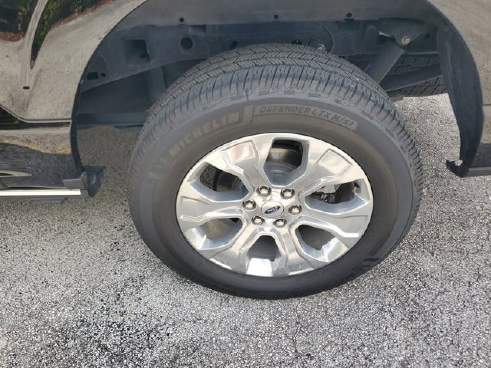 Certified 2022 Ford F150 Platinum w/ Equipment Group 701A High image 8