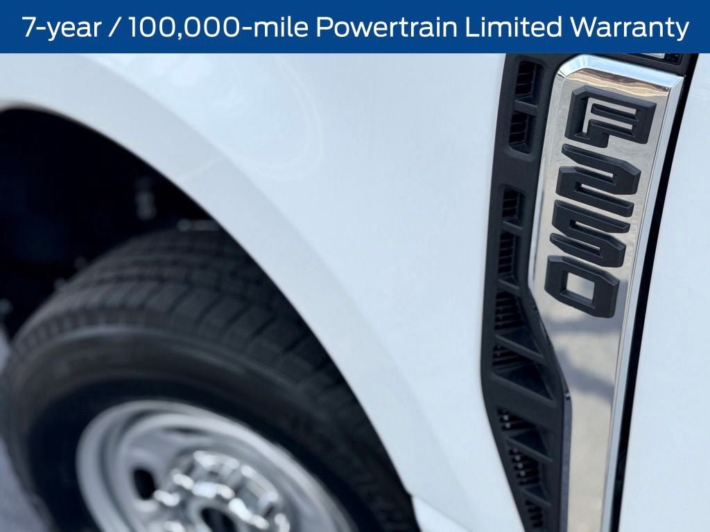 Certified 2026 Ford F250 XL w/ XL Chrome Package AWD/4WD image 4