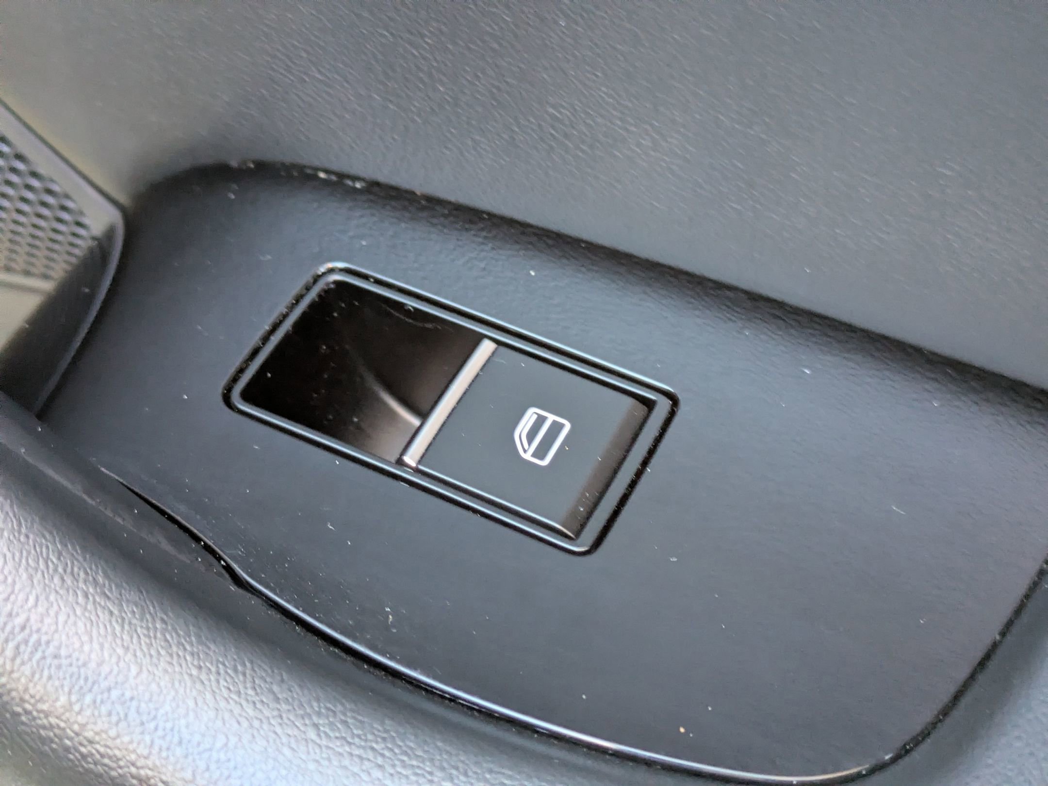 Used 2025 MAZDA CX-30 Carbon image 34