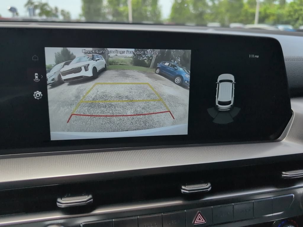 Used 2025 Kia Telluride S FWD image 19