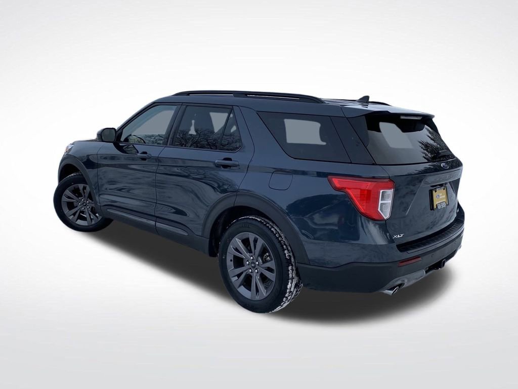 Certified 2023 Ford Explorer XLT w/ Equipment Group 202A image 4
