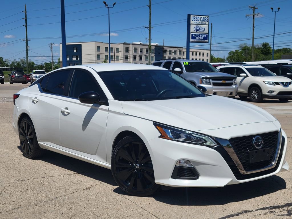 Used 2022 Nissan Altima 2.5 SR FWD image 28