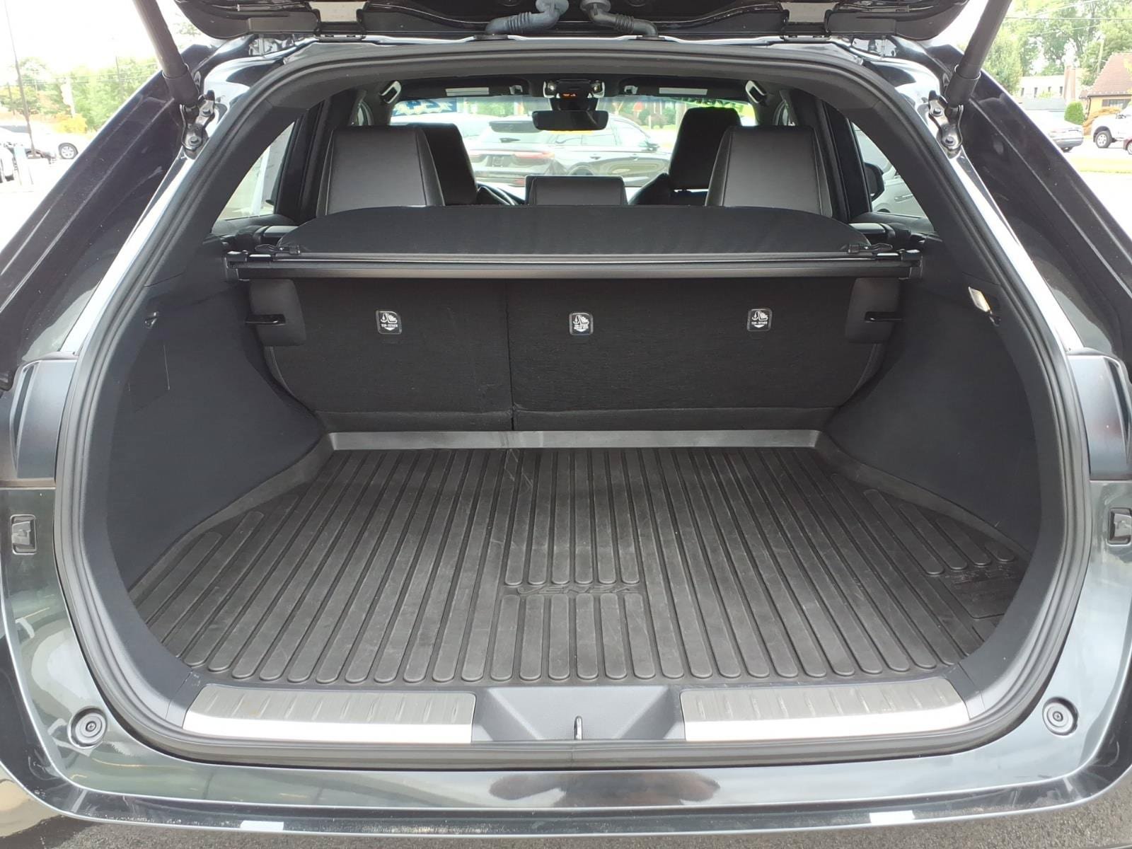 Used 2024 Toyota Venza Nightshade AWD/4WD image 26