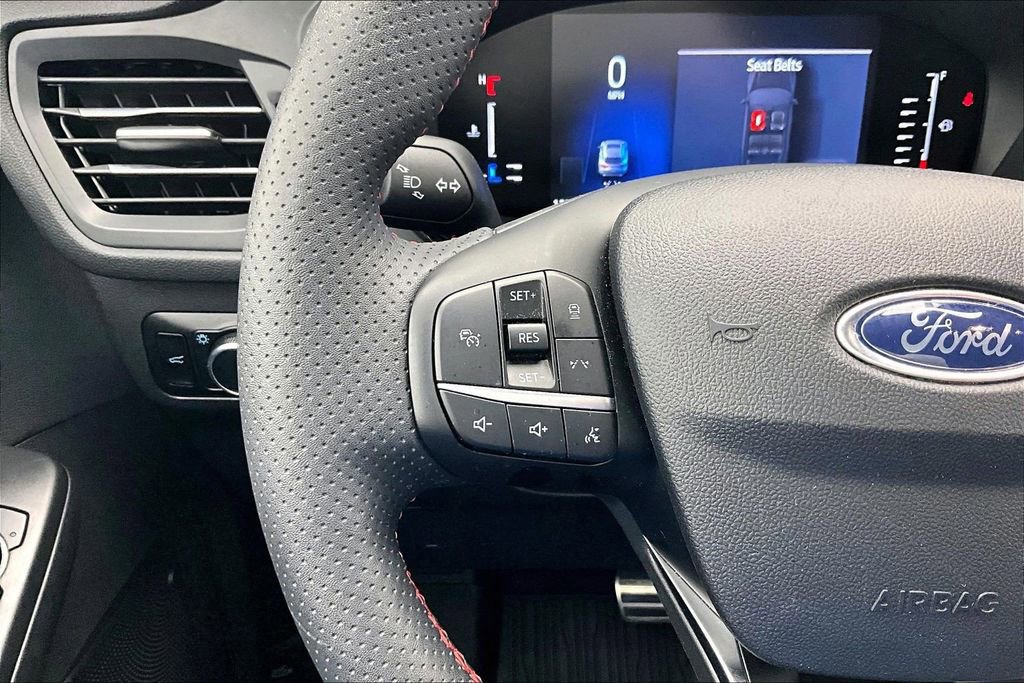 Certified 2023 Ford Escape ST-Line w/ Tech Pack #1 image 18