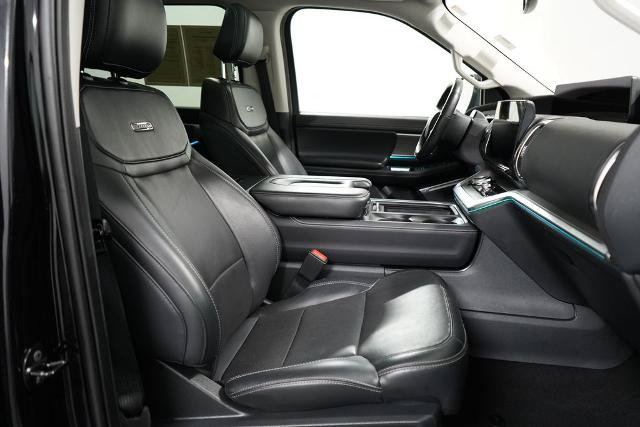 Certified 2025 Ford Expedition Max Platinum AWD/4WD image 23