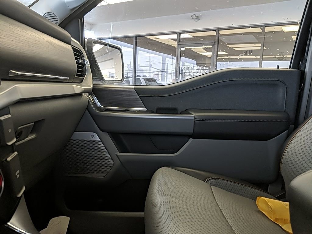 Certified 2024 Ford F150 Lariat image 25