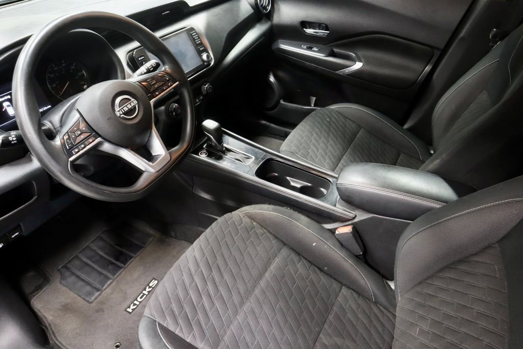 Used 2022 Nissan Kicks SV image 23