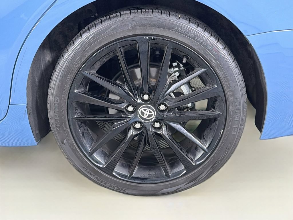 Used 2024 Toyota Camry XSE FWD image 32