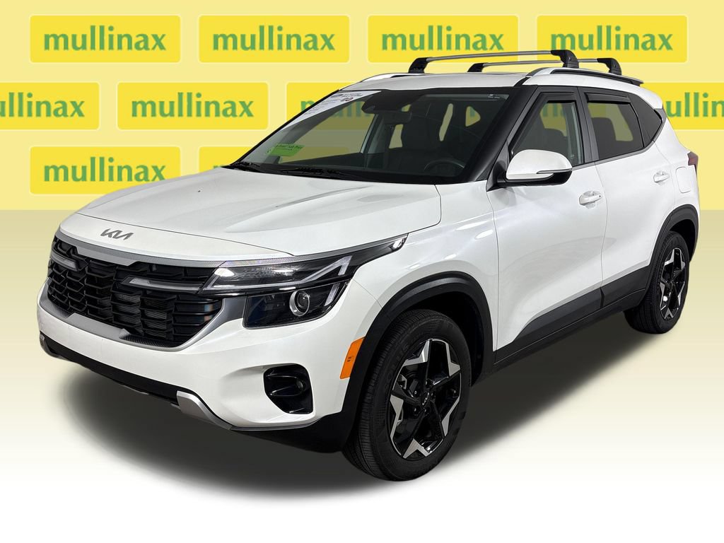 Used 2025 Kia Seltos EX w/ EX Sunroof Package AWD/4WD image 14