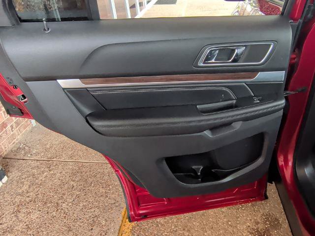 Certified 2019 Ford Explorer Limited w/ Class III Trailer Tow Package FWD image 26