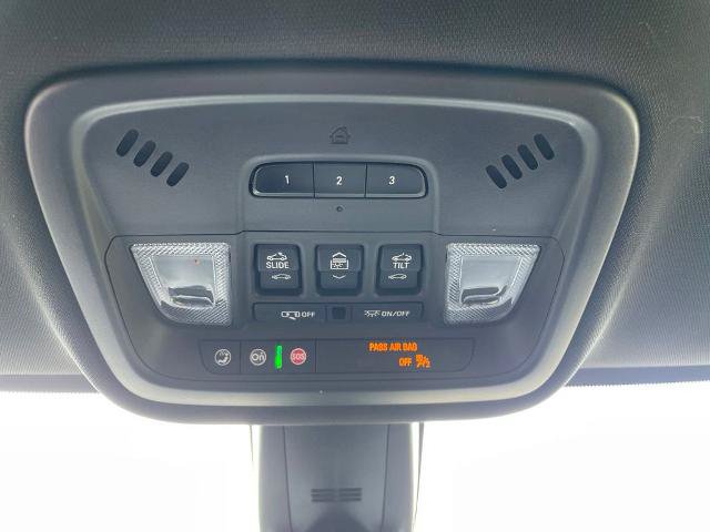 Used 2023 Chevrolet Traverse Premier w/ LPO, Floor Liner Package AWD/4WD image 21