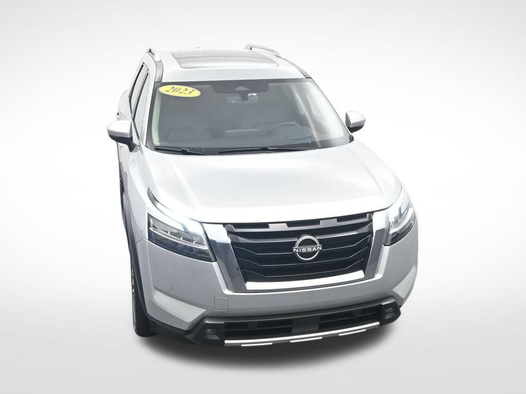 Used 2023 Nissan Pathfinder Platinum AWD/4WD image 33