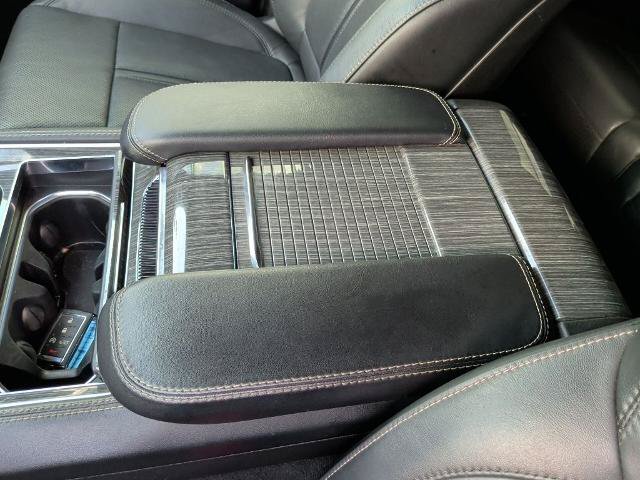 Used 2022 Jeep Wagoneer Series II RWD image 32