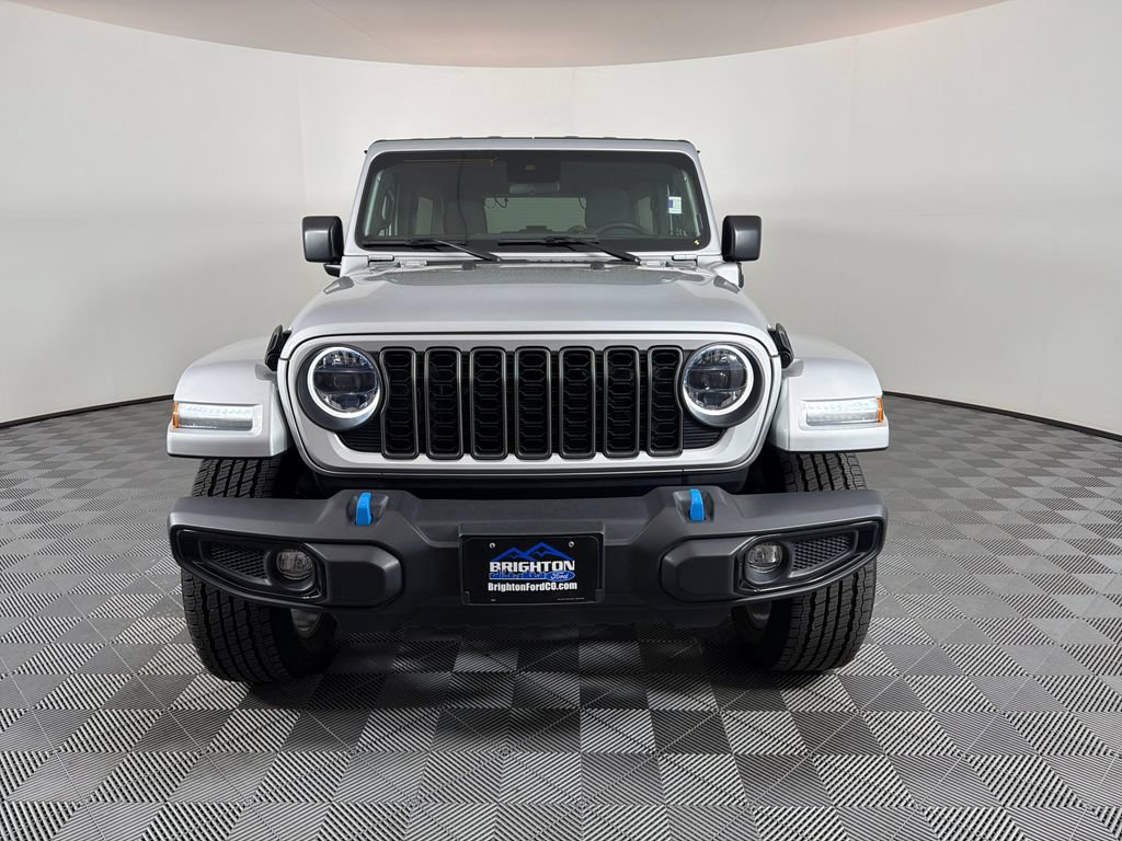 Used 2024 Jeep Wrangler Unlimited w/ Convenience Group AWD/4WD image 8