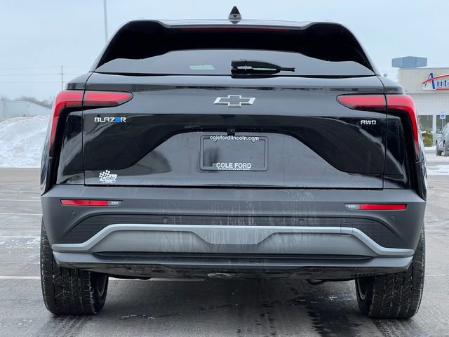 Used 2025 Chevrolet Blazer EV LT video 3