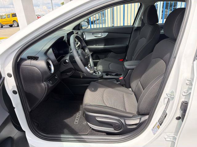 Used 2023 Kia Forte LXS FWD image 15
