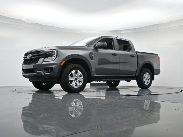 Certified 2025 Ford Ranger XL w/ Trailer Tow Package RWD image 36
