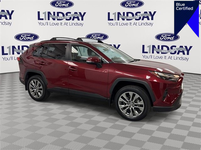 Used 2023 Toyota RAV4 XLE Premium image 1