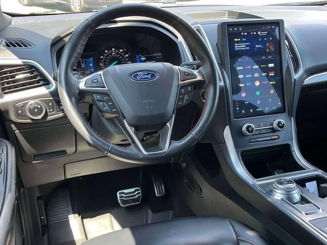 Certified 2024 Ford Edge ST-Line AWD/4WD image 14