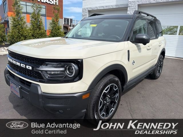 Certified 2025 Ford Bronco Sport Outer Banks w/ Outer Banks Tech Package+ AWD/4WD image 8
