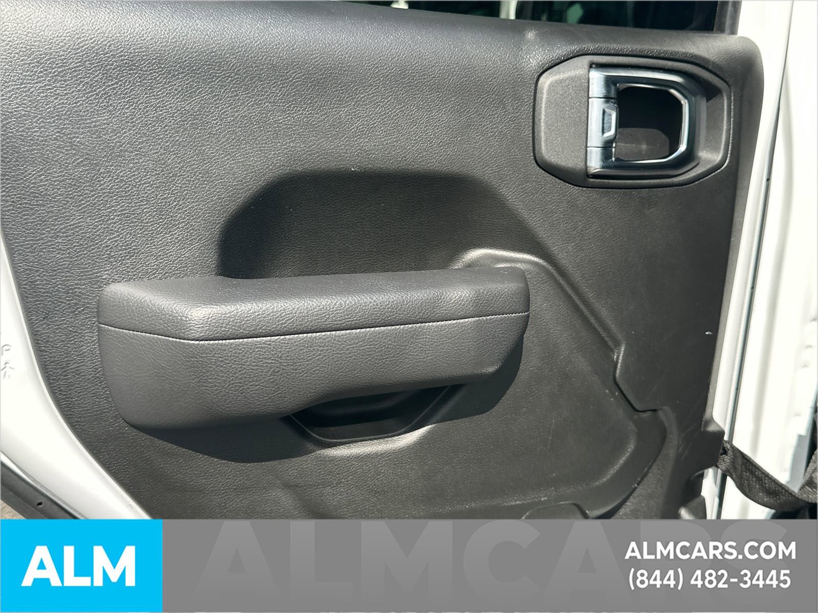 Used 2025 Jeep Wrangler Unlimited Sport AWD/4WD image 24