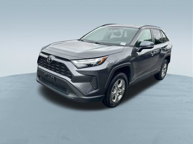 Used 2024 Toyota RAV4 XLE AWD/4WD image 9